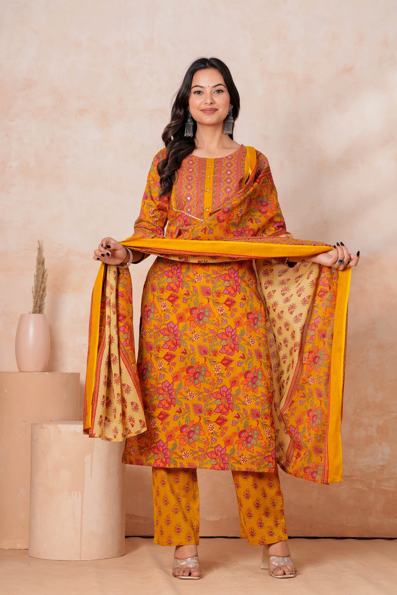 Kurta Pant Dupatta Set