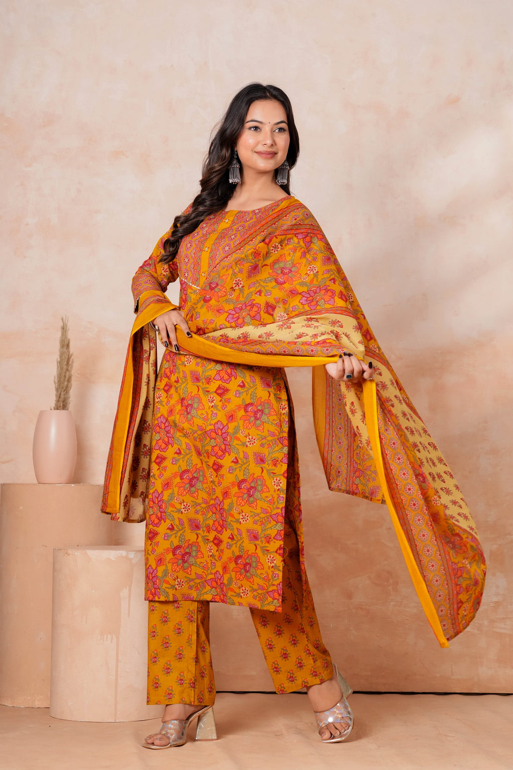 Kurta Pant Dupatta Set