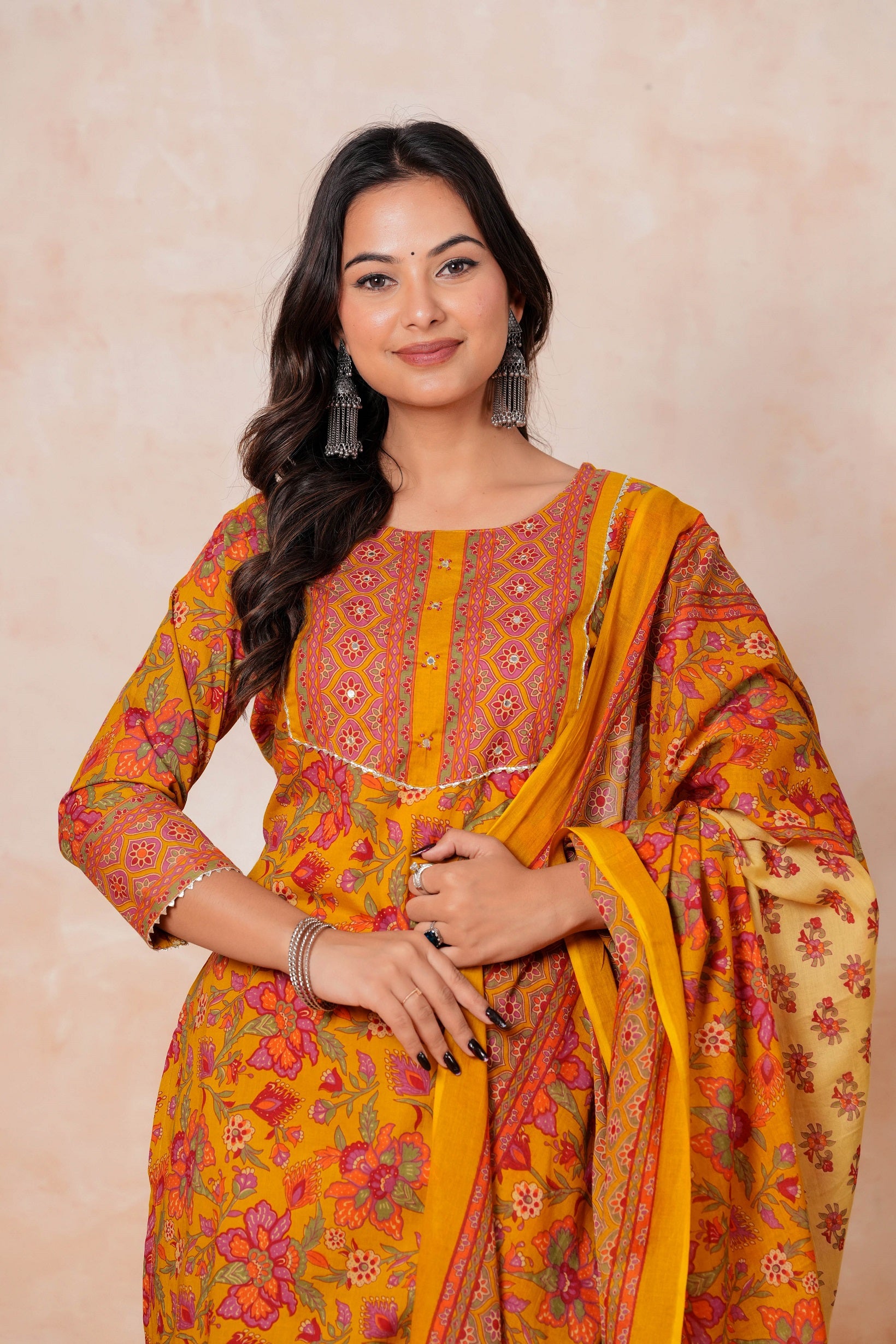 Kurta Pant Dupatta Set