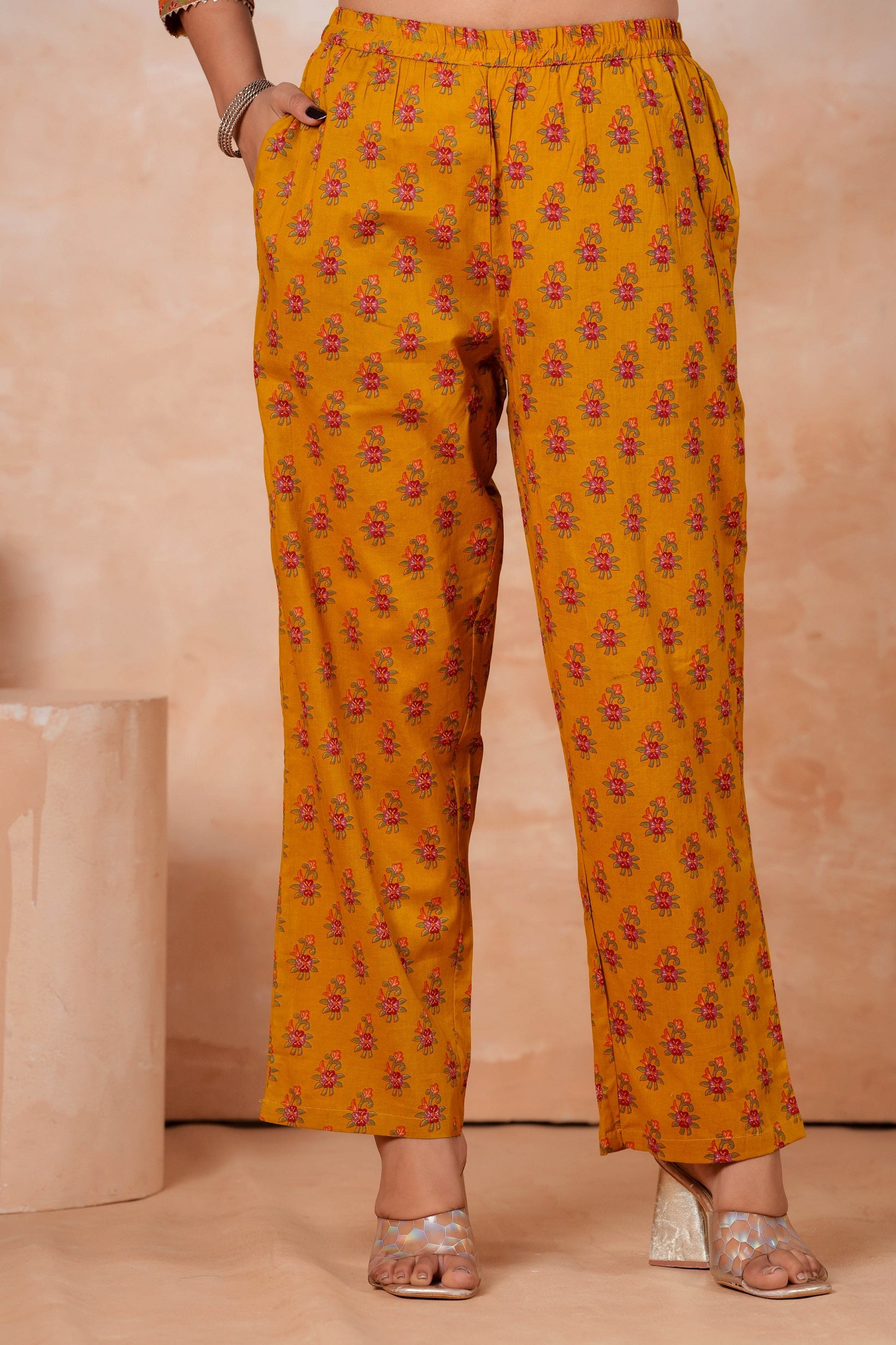 Kurta Pant Dupatta Set