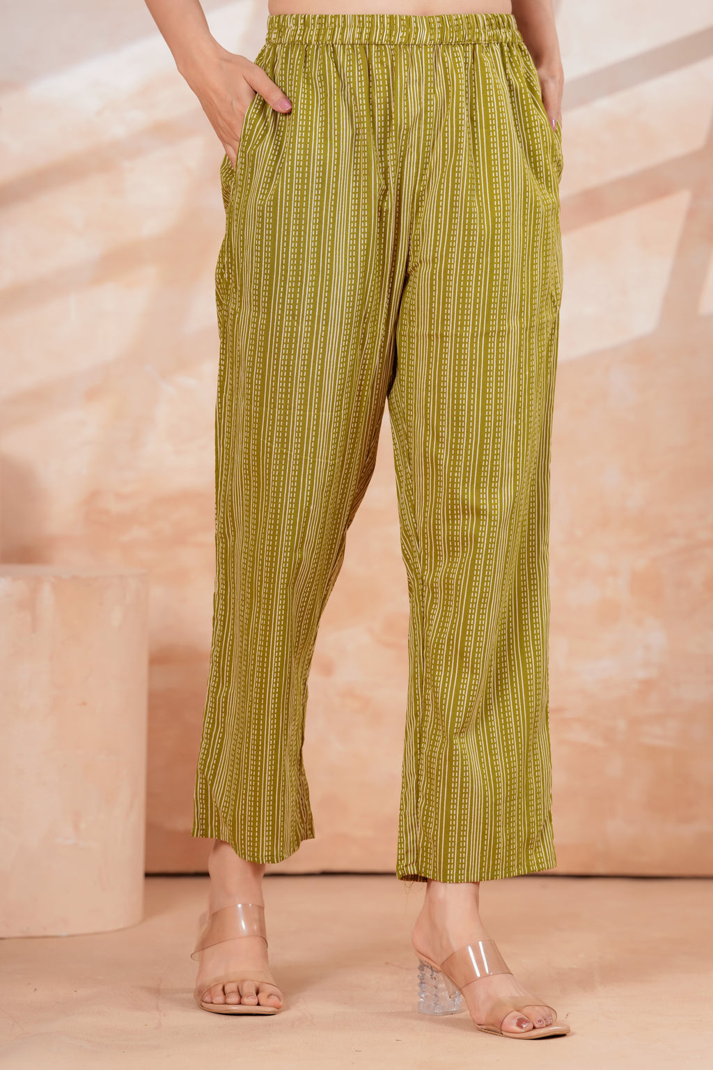 Olive Green Printed Kurta Pant Set | Straight Kurta