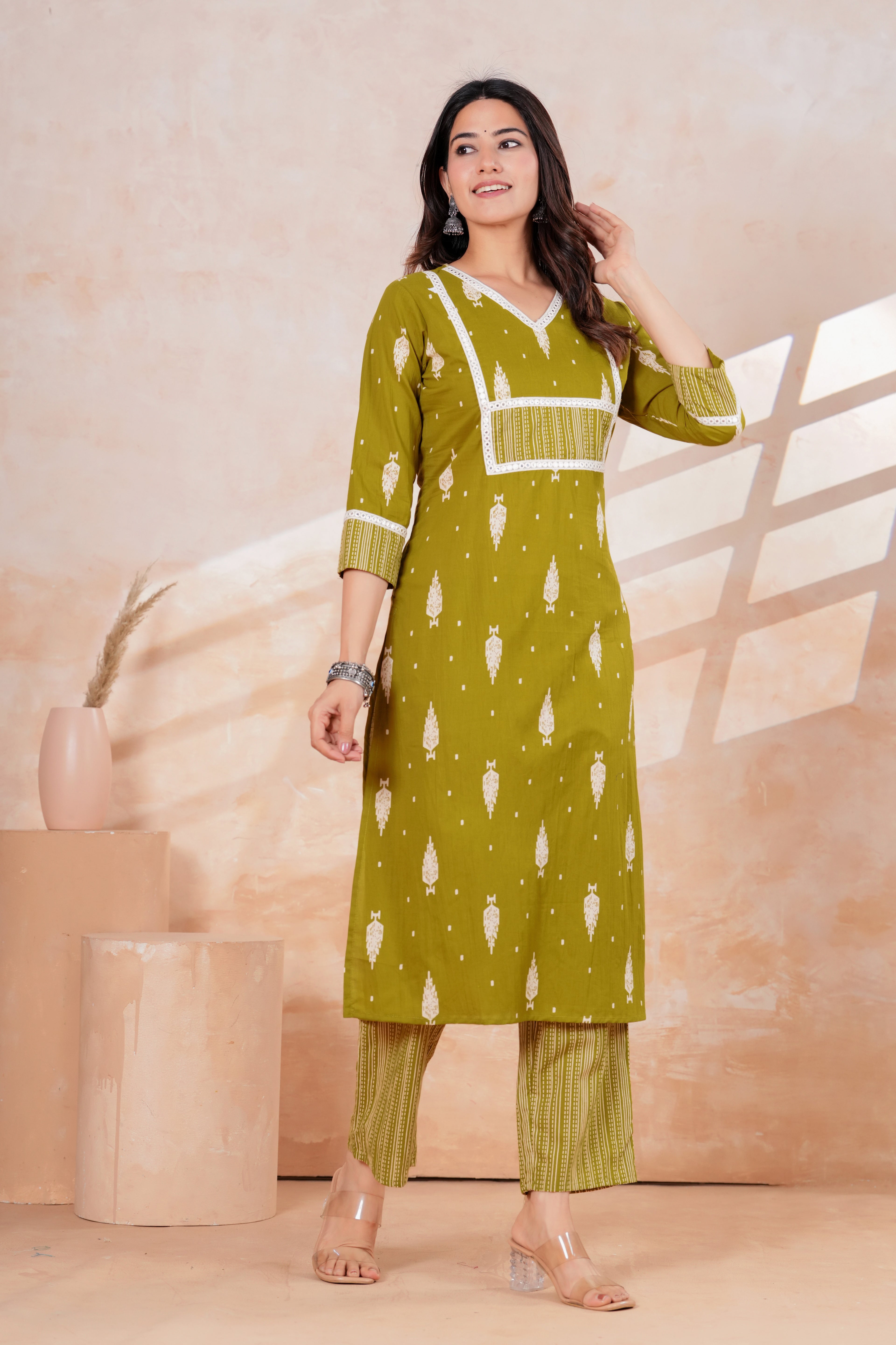 Olive Green Printed Kurta Pant Set | Straight Kurta