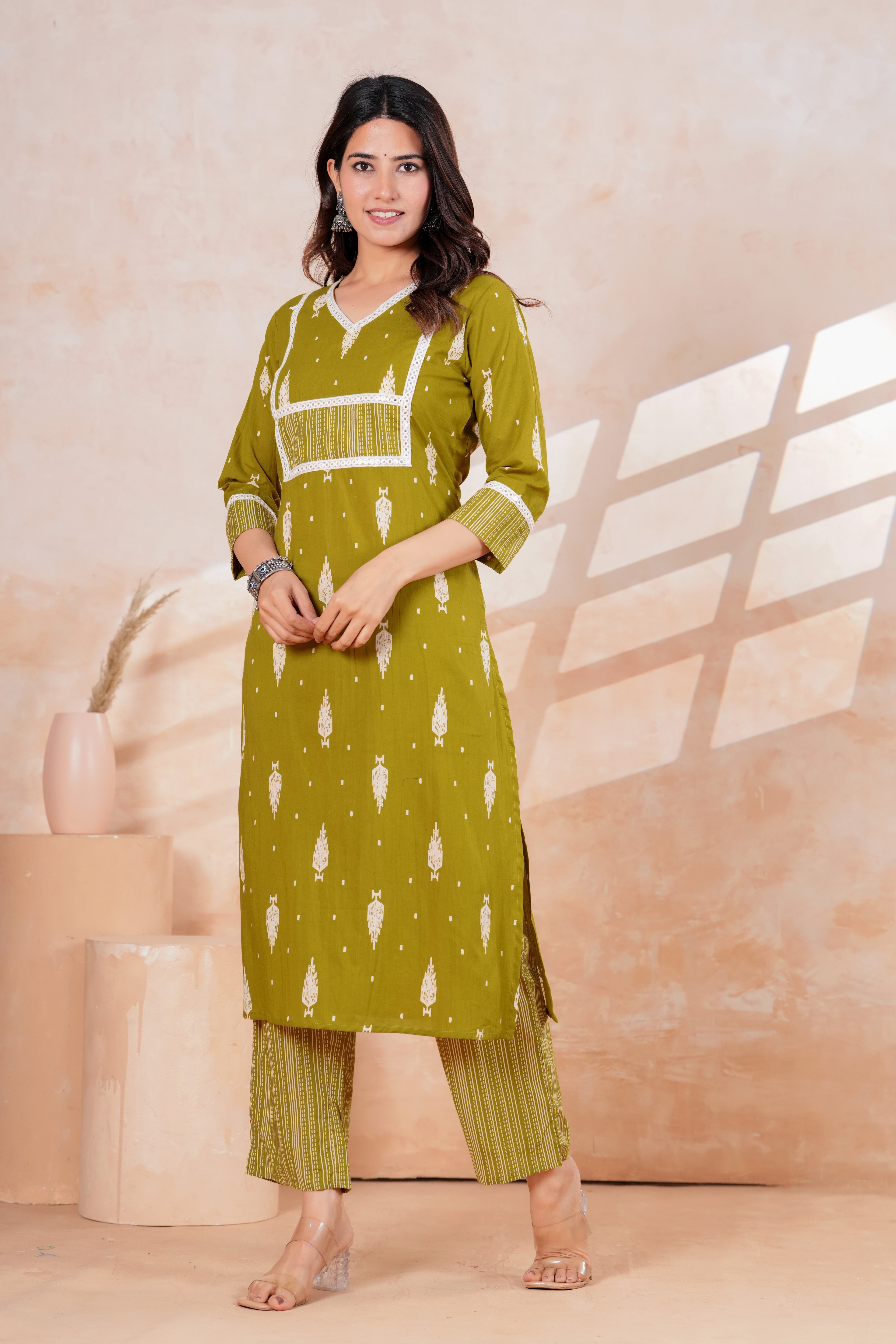 Olive Green Printed Kurta Pant Set | Straight Kurta