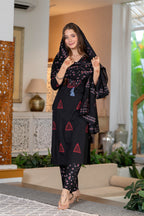 Women Pure Cotton Embroidered Kurta Sets With Dupatta