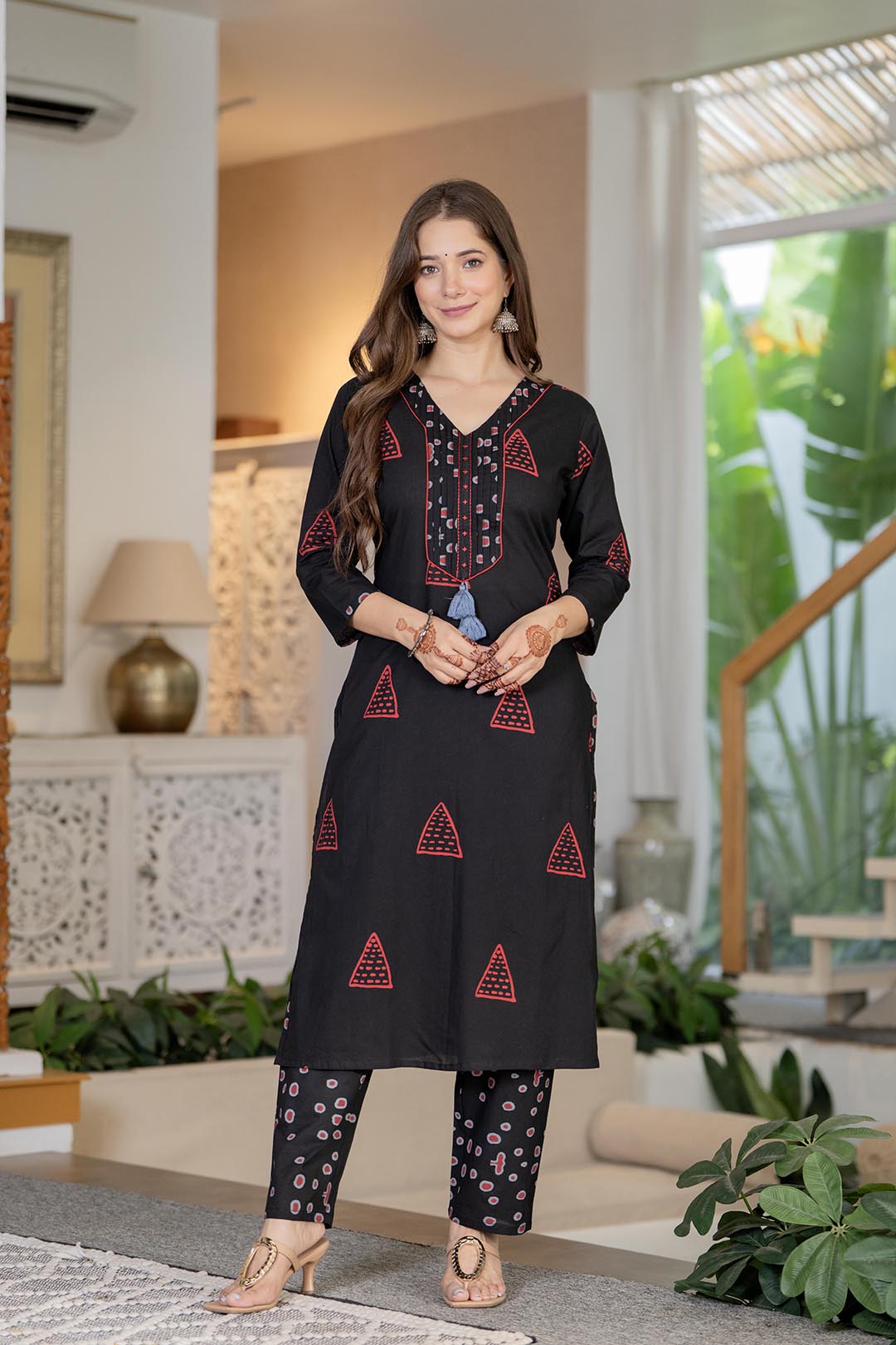 Women Pure Cotton Embroidered Kurta Sets With Dupatta
