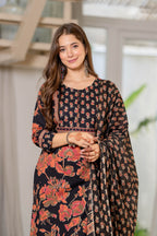 Women Pure Cotton Printed Kurta Sets With Dupatta