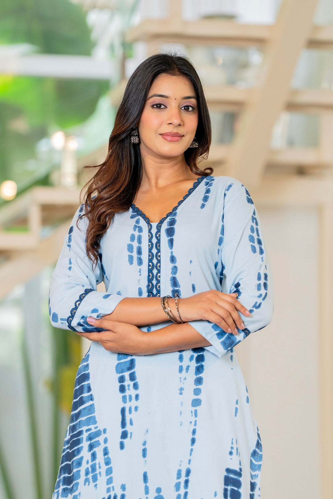 Women Dyed Regular Pure Cotton Kurta with Trousers