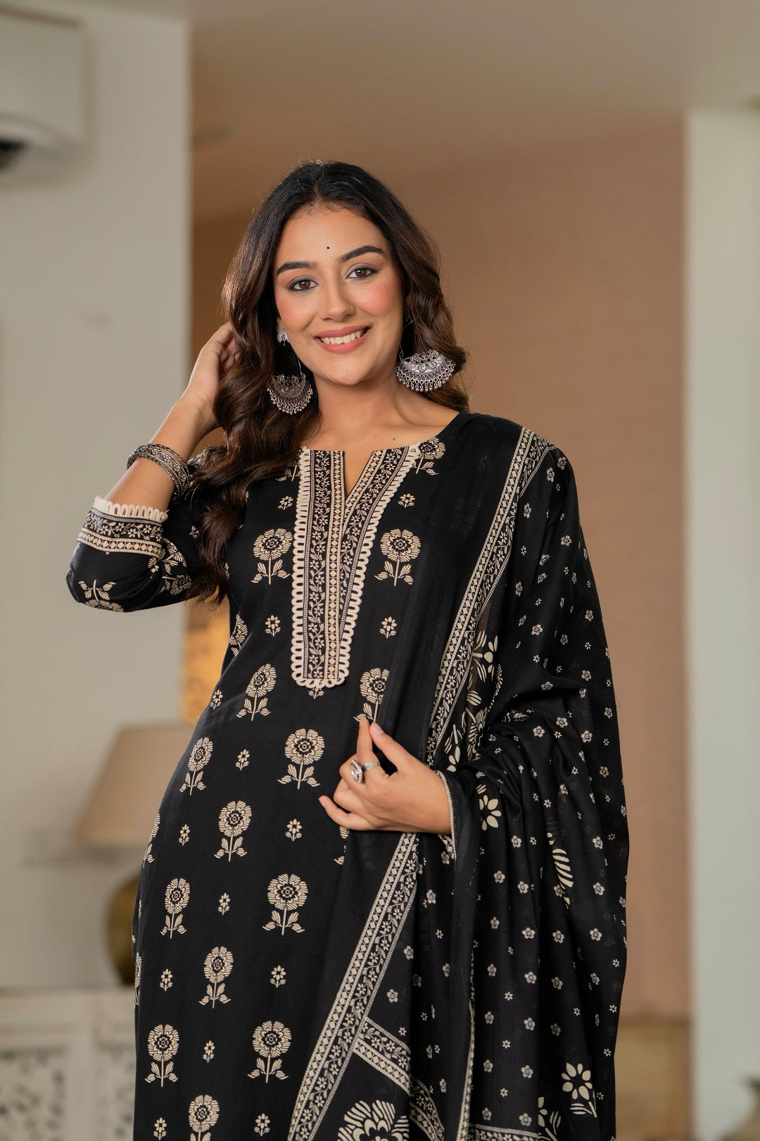 Women Printed Regular Pure Cotton Kurta with Trousers & Dupatta