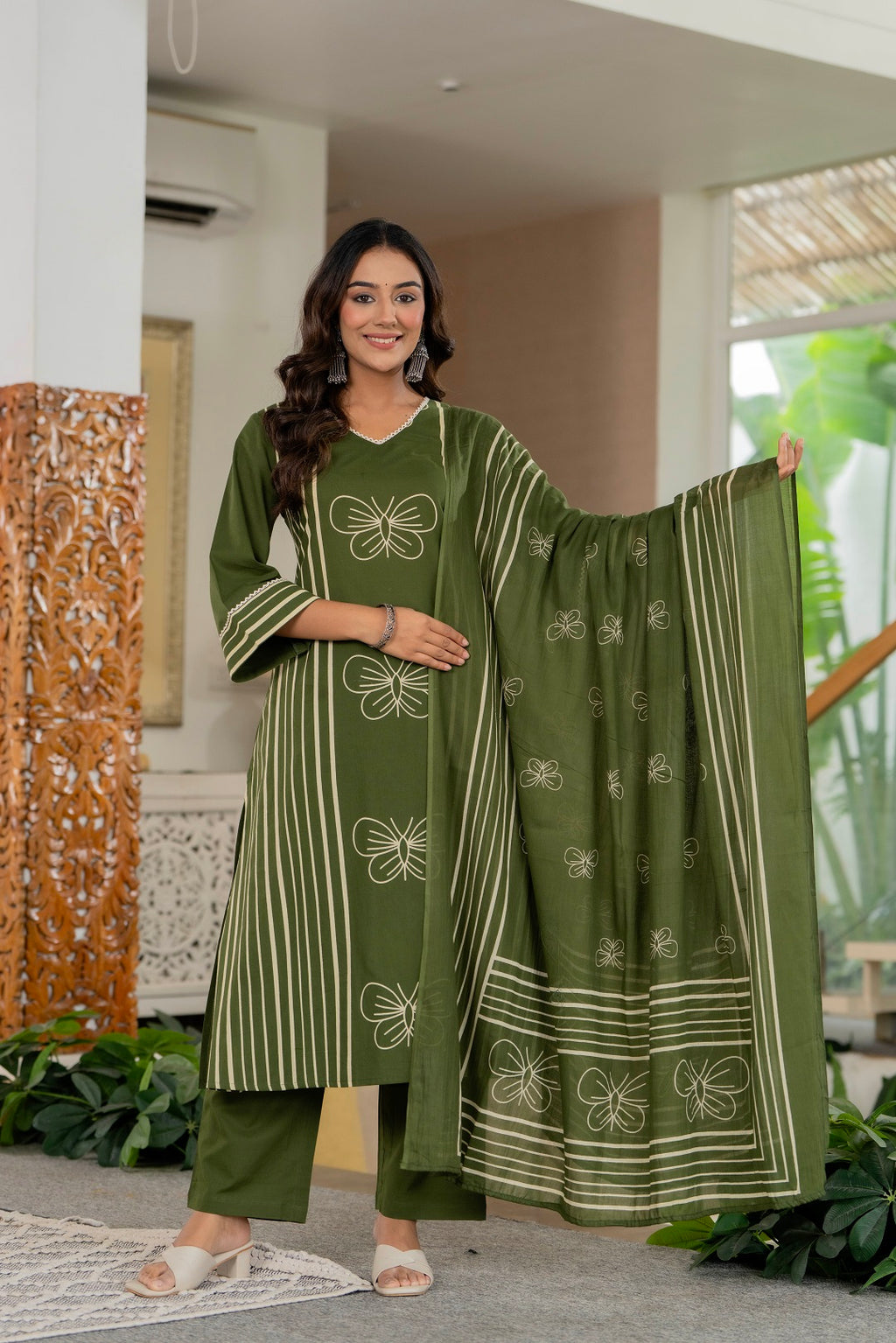 Women Striped Printed Pure Cotton Kurta with Trousers & With Dupatta