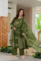 Women Striped Printed Pure Cotton Kurta with Trousers & With Dupatta