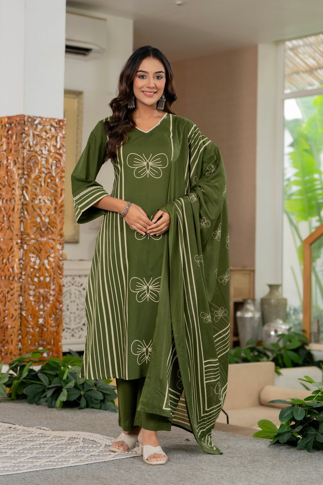 Women Striped Printed Pure Cotton Kurta with Trousers & With Dupatta
