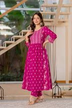 Jaipur Sarai Magenta Pink Cotton Kurta Set With Traditional Prints