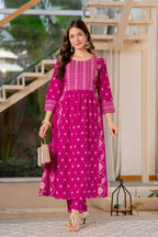 Jaipur Sarai Magenta Pink Cotton Kurta Set With Traditional Prints