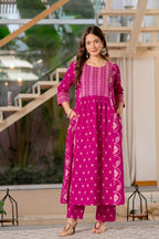 Jaipur Sarai Magenta Pink Cotton Kurta Set With Traditional Prints