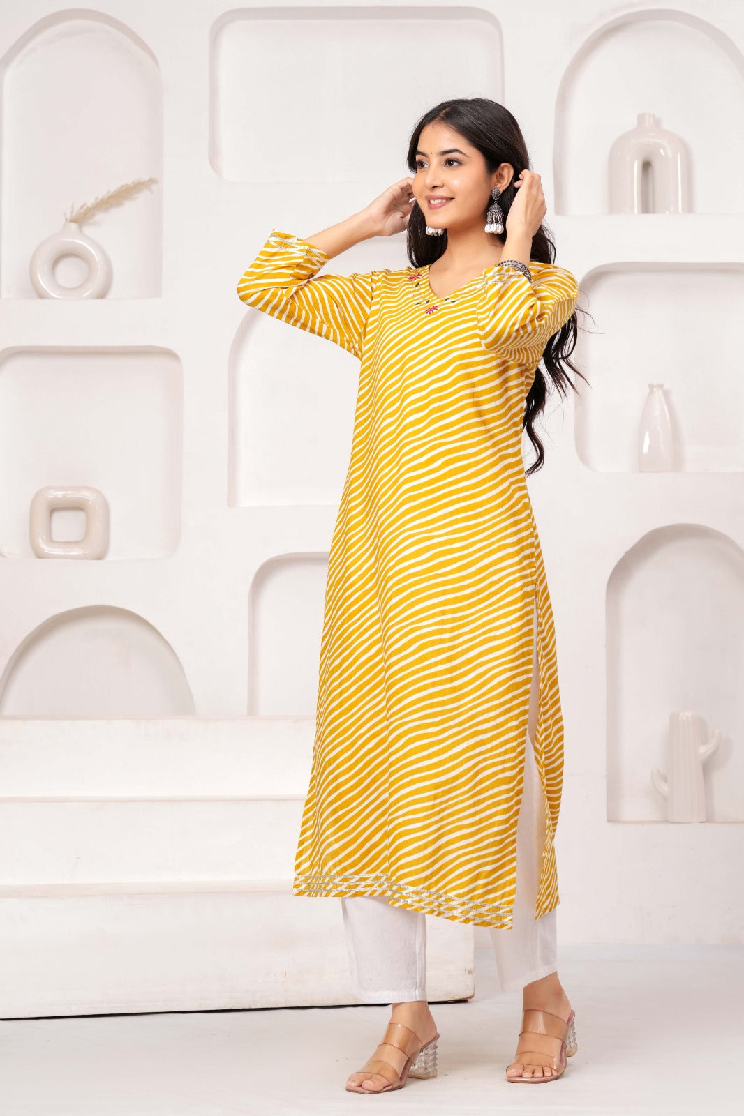 Mustard Yellow Printed Straight Kurta with V-Neck
