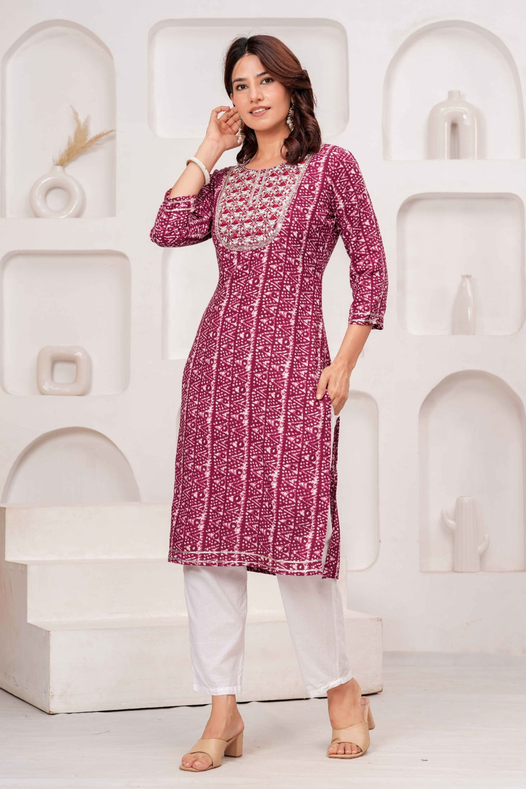 Maroon Printed Straight Kurta with Round Neck