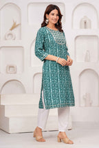 Green Printed Straight Kurta with Round Neck