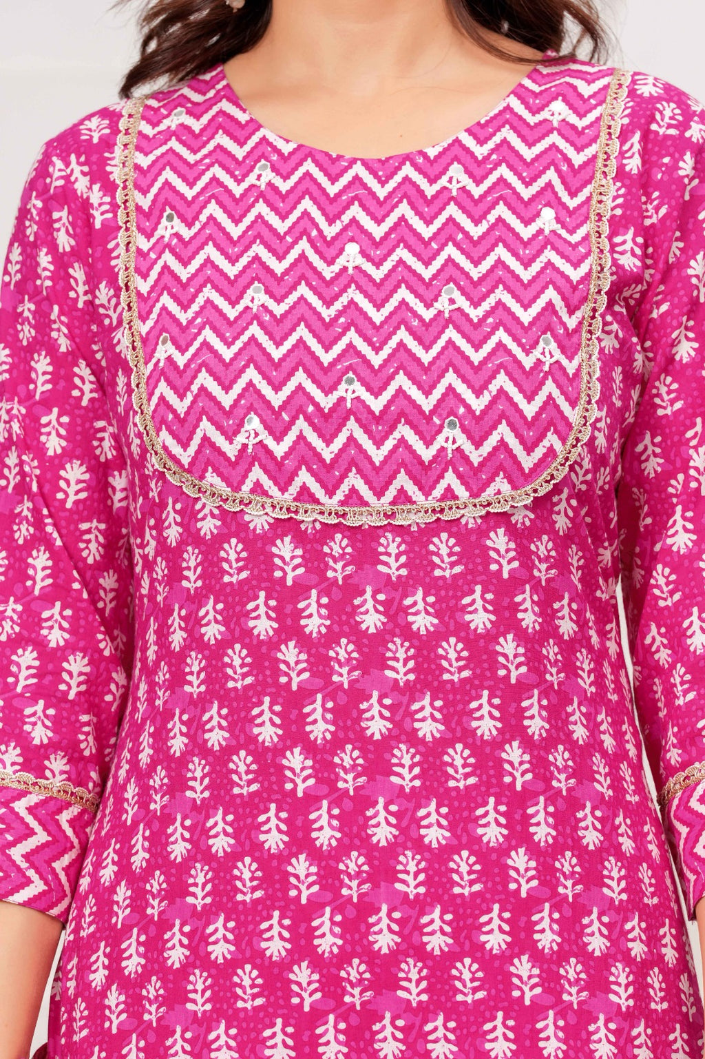 Pink Printed Kurta Pant Dupatta Set with 3/4 Sleeve