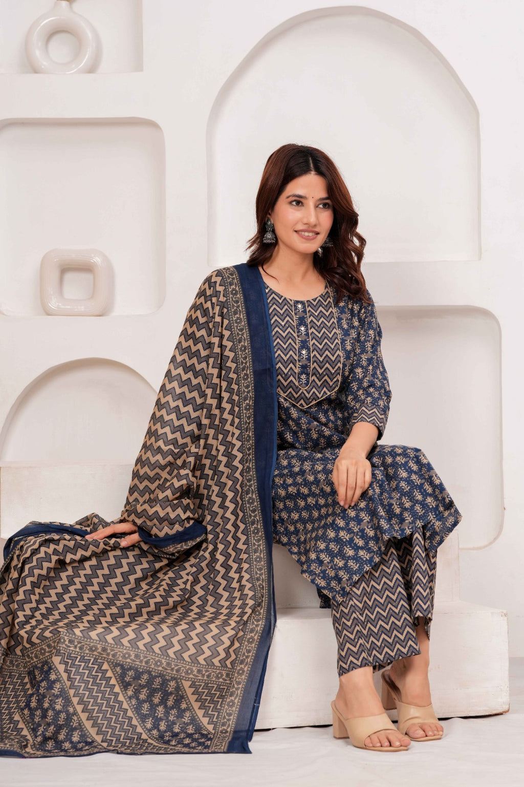 Navy Blue Printed Kurta Pant Dupatta Set with 3/4 Sleeves