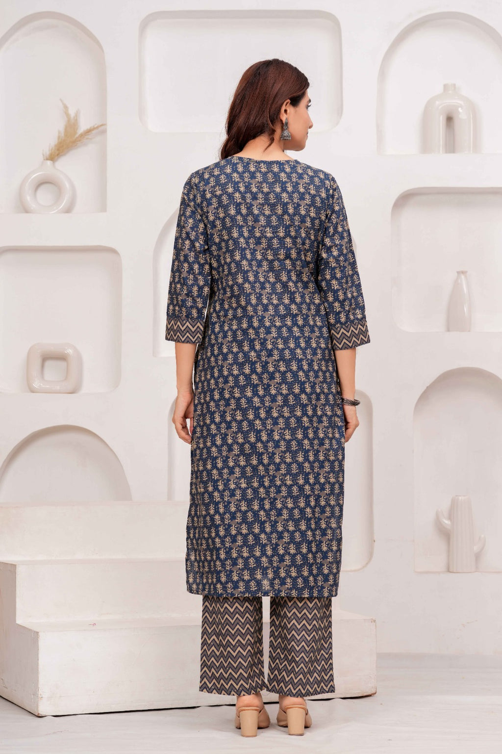 Navy Blue Printed Kurta Pant Dupatta Set with 3/4 Sleeves