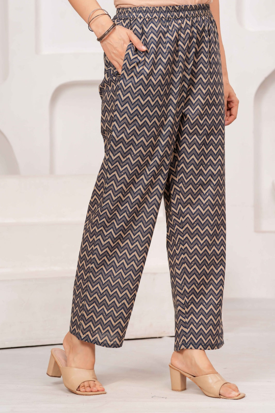 Navy Blue Printed Kurta Pant Dupatta Set with 3/4 Sleeves