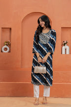 Printed Straight Kurta with White Pant | 3/4 Sleeve Ethnic Kurta Set