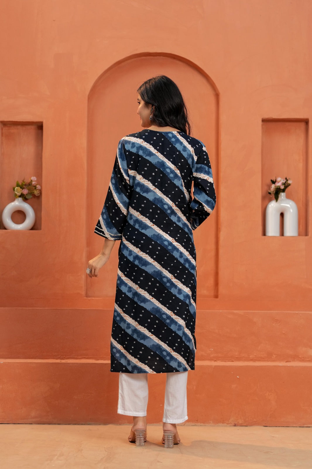 Printed Straight Kurta with White Pant | 3/4 Sleeve Ethnic Kurta Set
