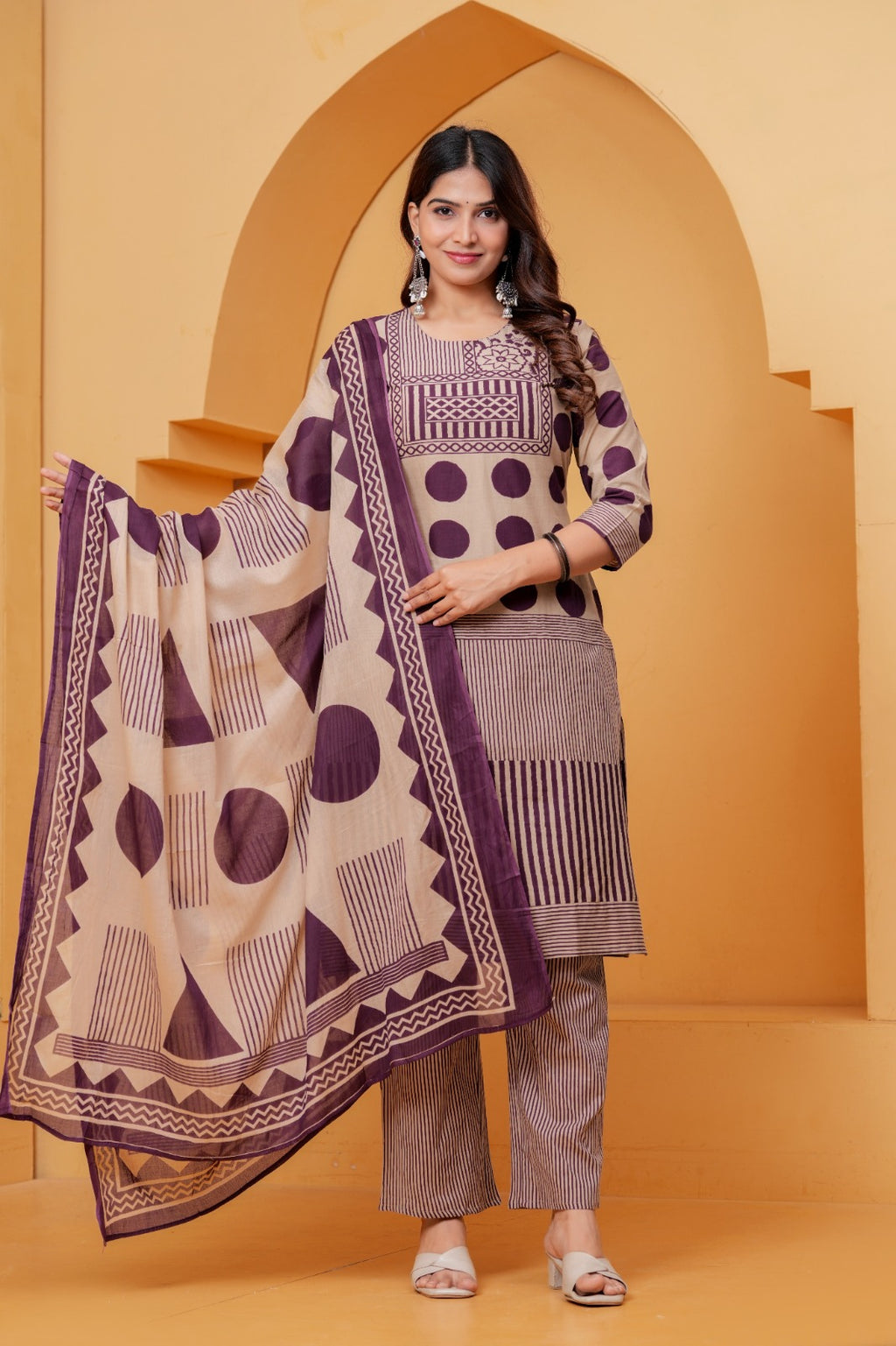 Women’s Beige & Purple Printed Kurta Pant Dupatta Set | Ethnic 3-Piece Suit Set