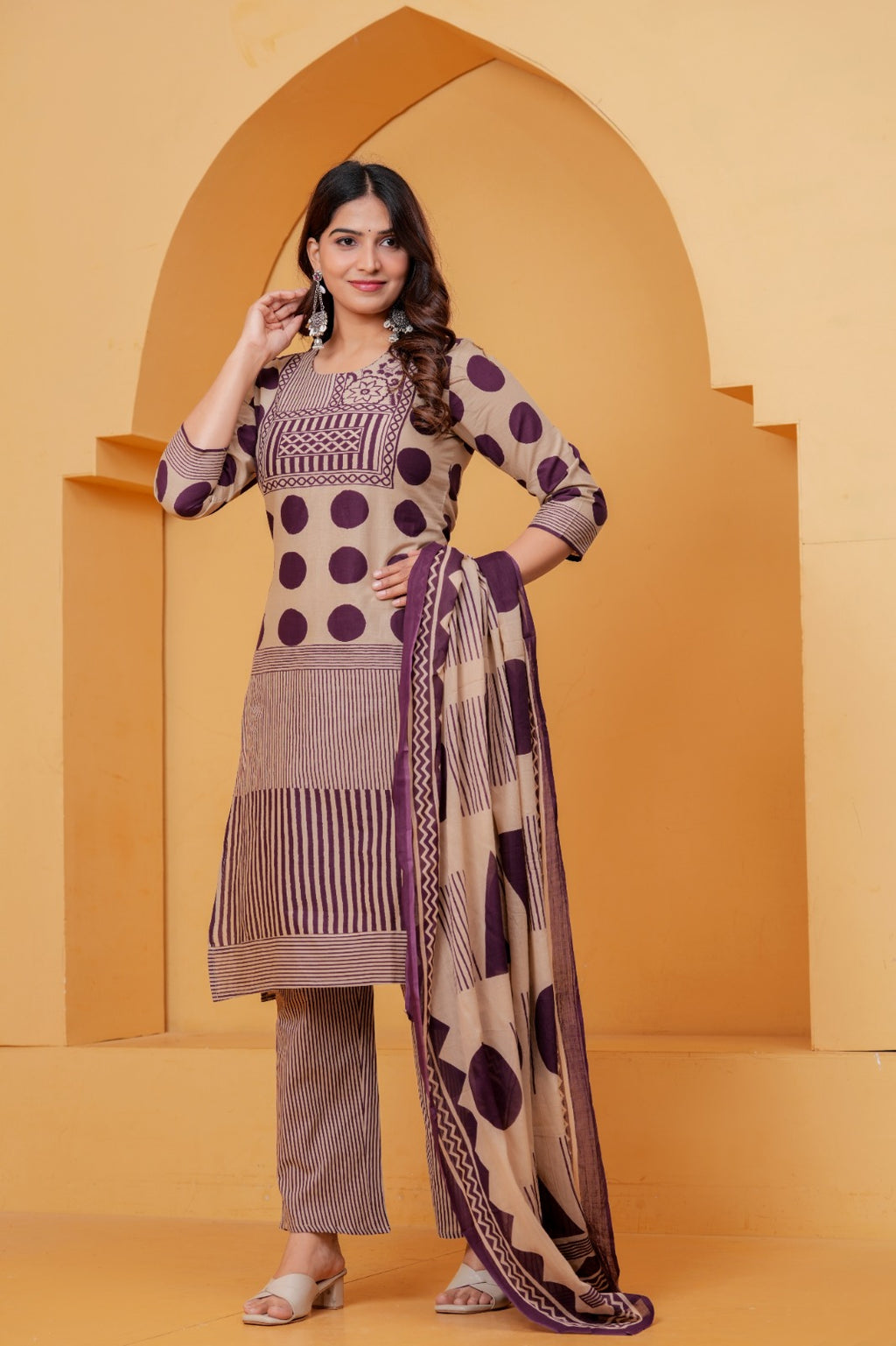 Women’s Beige & Purple Printed Kurta Pant Dupatta Set | Ethnic 3-Piece Suit Set