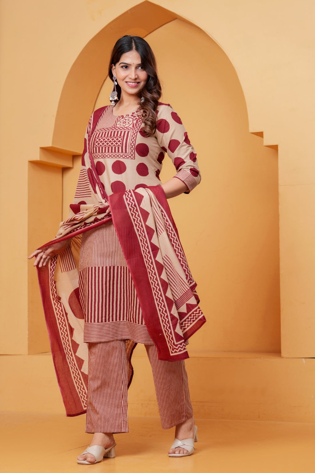 Women’s Beige & Maroon Printed Kurta Pant Dupatta Set – Elegant 3 Piece Ethnic Wear