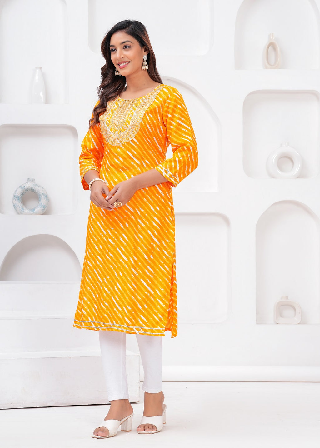 Women’s Mustard Mustard Leheriya Printed & Striped Rayon Straight Kurti
